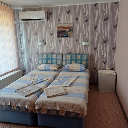 Enjoy Guest House Golden Sands Luaran gambar
