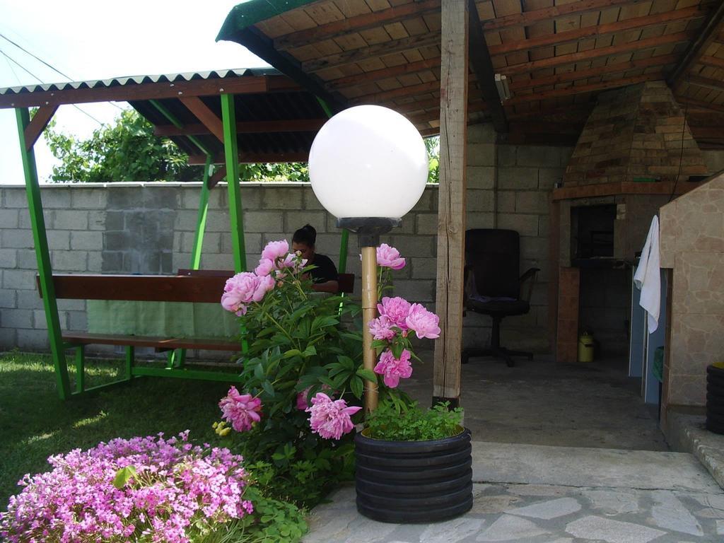 Enjoy Guest House Golden Sands Luaran gambar